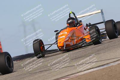 media/Oct-26-2025-CalClub SCCA (Sun) [[8ce1e69566]]/Group 3/Grapevine/